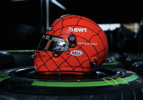 new f1 helmets 2022.